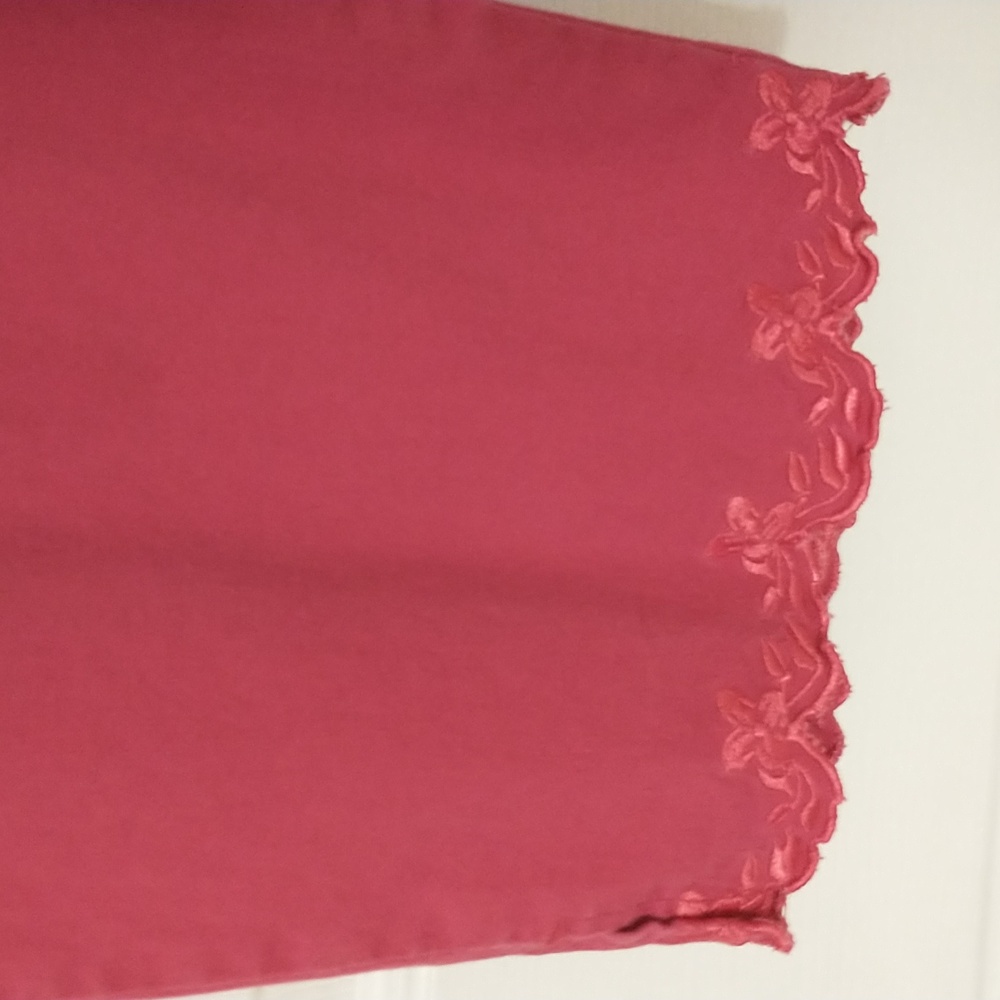Capris Size 8 Raspberry - Picture 2 of 3